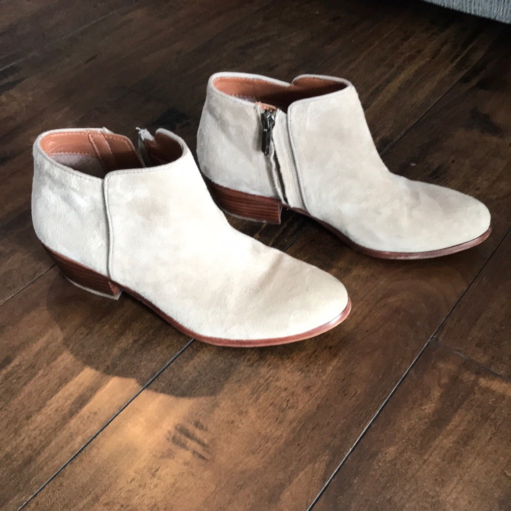 Sam Edelman “Petty Chelsea” booties